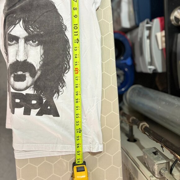 Frank Zappa silhouette portrait white Tshirt, UNISEX Size Medium - Picture 8 of 8